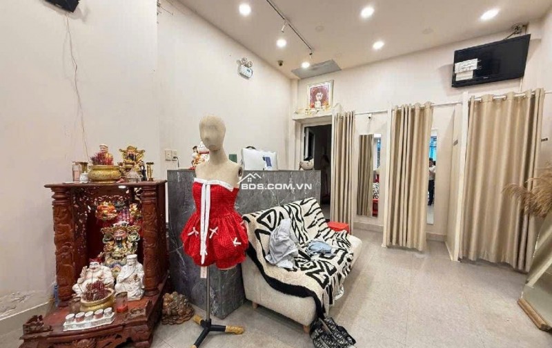 BÁN NHÀ MẶT TIỀN ĐƯỜNG 8M, THÔNG RA CẦU XÉO,TÂN PHÚ. DT 65M2 CHỈ HƠN 7 TỶ. LH:0988832867.